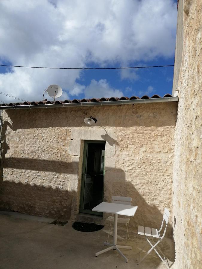 L'Annexe De Gaston Villa Le Port-des-Barques Buitenkant foto